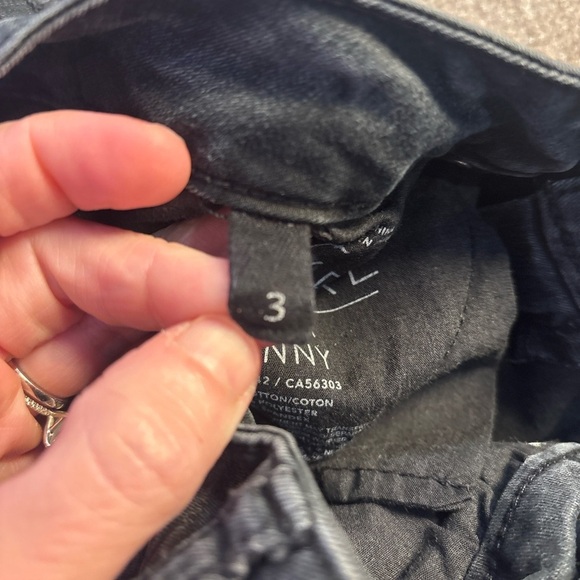 Empyre Tessa Skinny Distressed Black Jeans – Size 3 1121 - Picture 3 of 4